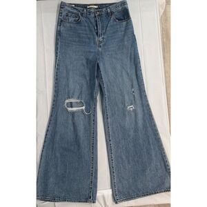 Levis Premium High Loose Flare womens W31 L32